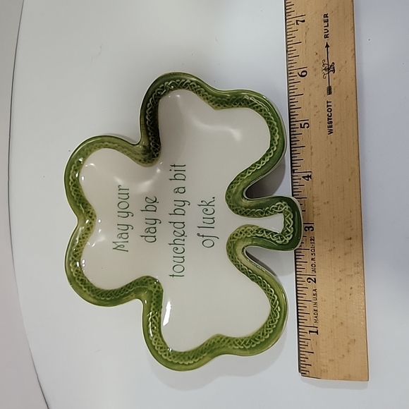 Celtics Classics White And Green Shamrock Shape Irish Blessing Plate - Picture 2 of 3